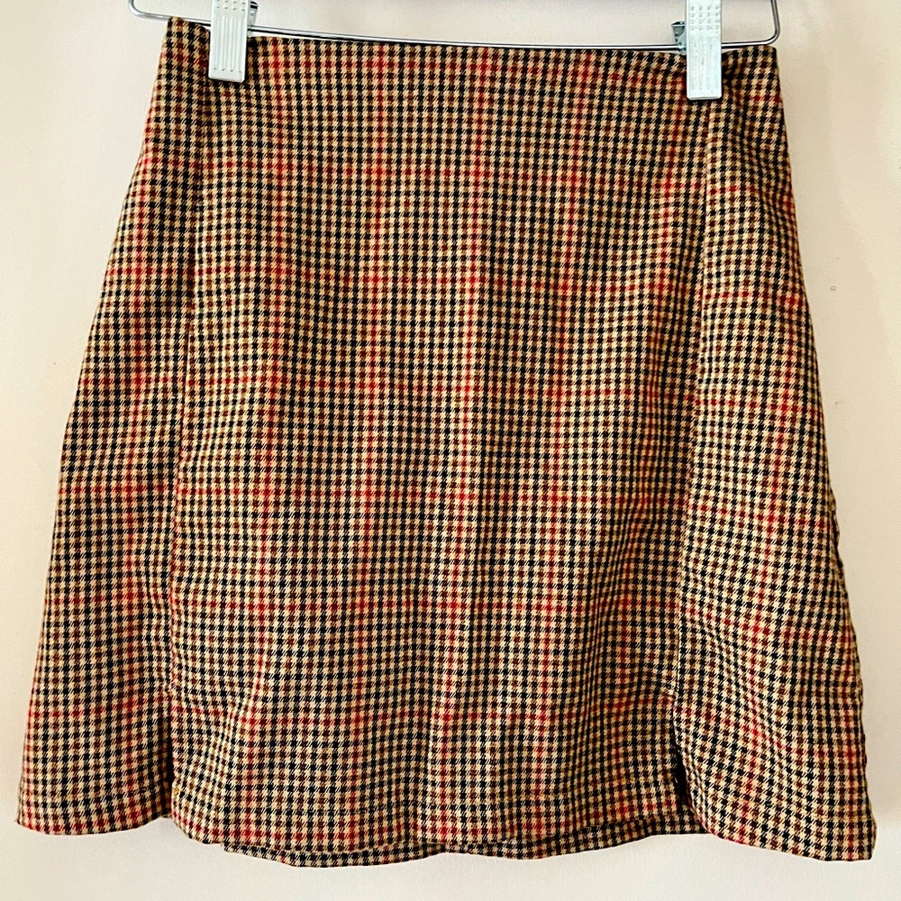 BRANDY MELVILLE SKIRT